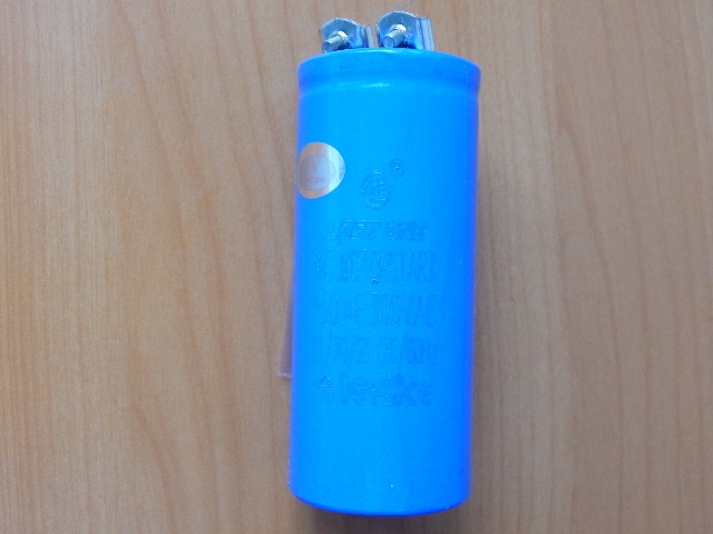 CD60 150mkF 300v (клеммы)