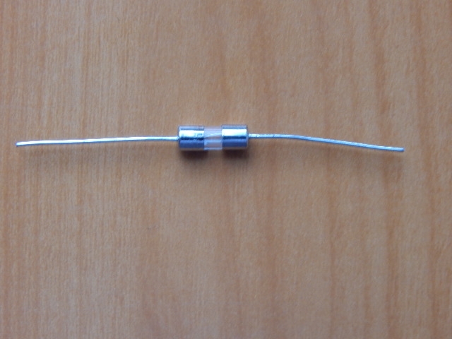 Предохранитель с выводами 5.0A (3x10mm)