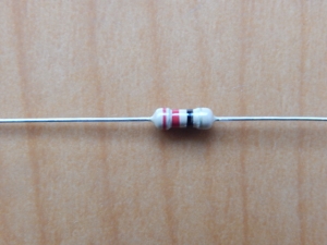 Резистор  0.25w        22om (22R) 5%
