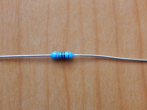 Резистор  0.25w       750om (750R) 5%
