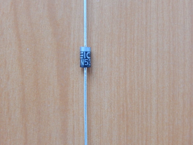 Стабилитрон  12v 5.0w (BZV40-C12) = 1N5349B
