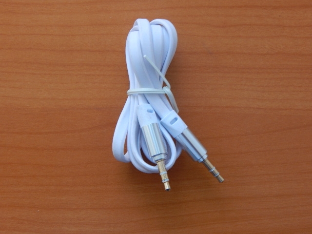 Шнур 3.5mm шт. стерео - 3.5mm шт. стерео 1.0m GRIFFIN GR-090