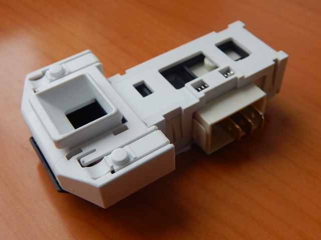 Блокировка люка Bosch DA003561 (603514, 85406800)