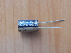330mkF  35v 105C CapXon LZ (компьютерный)