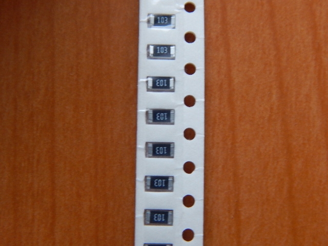 Резистор SMD    10kom  0.25w  1206 (10K) 5%  (103)