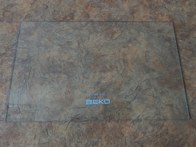 Стекло полки холодильника Beko 453x282x4 (4561820100)