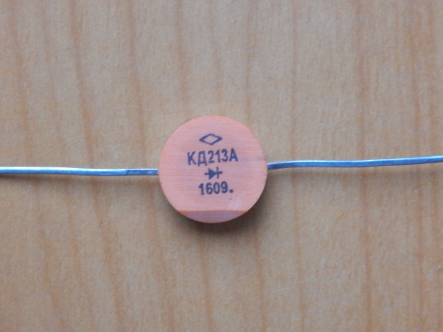 КД213А (200V, 10A)