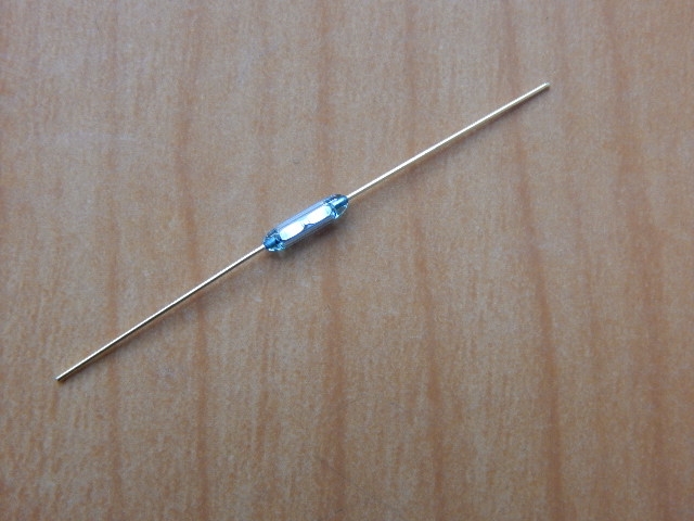 Геркон 2-pin  7mm МКА-07101 гр.А L=41.8mm D=1.8mm (нормально разомкнутый)