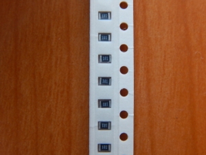 Резистор SMD      180om  0.125w  0805 (180R) 5%  (181)