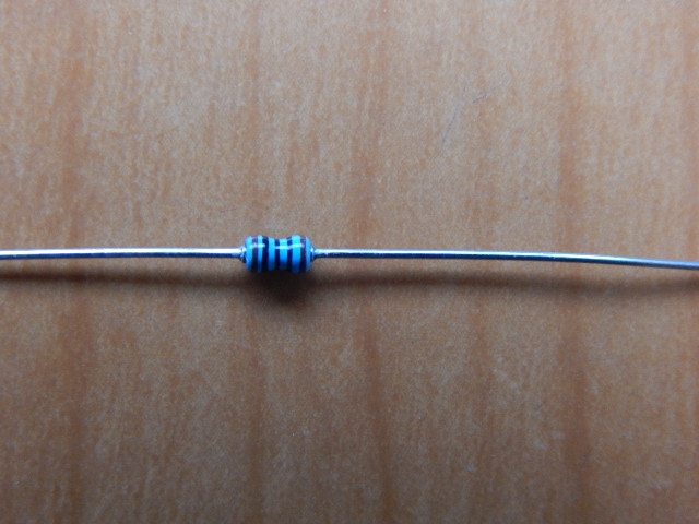 Резистор  0.125w       100om (100R) 5%