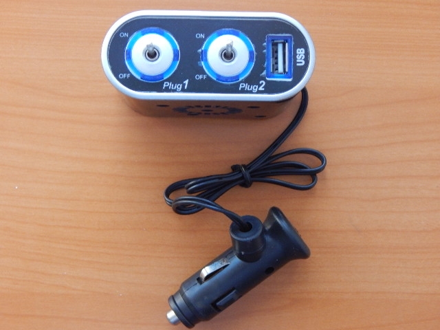 Разветвитель прикуривателя 2 гн. с выключателем + USB WF-0305