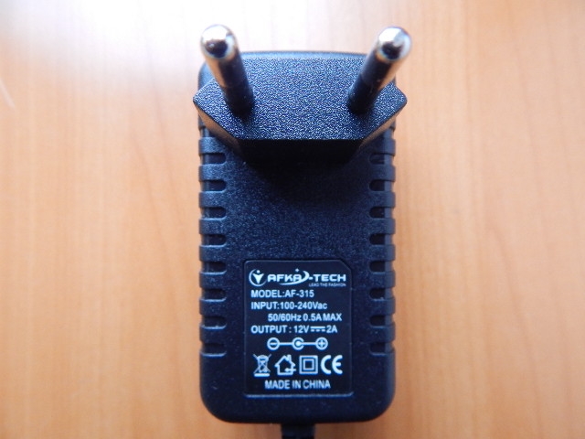Адаптер питания 220/12.0V 2.0A 24W (5.5x2.5mm + 3.5x1.4mm) AF-315
