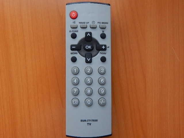 Пульт Panasonic EUR7717030 (TV)