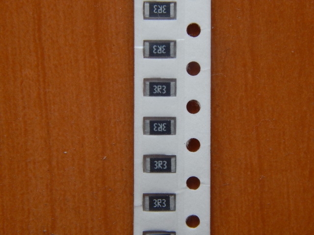 Резистор SMD        3.3om  0.25w  1206 (3R3) 5%