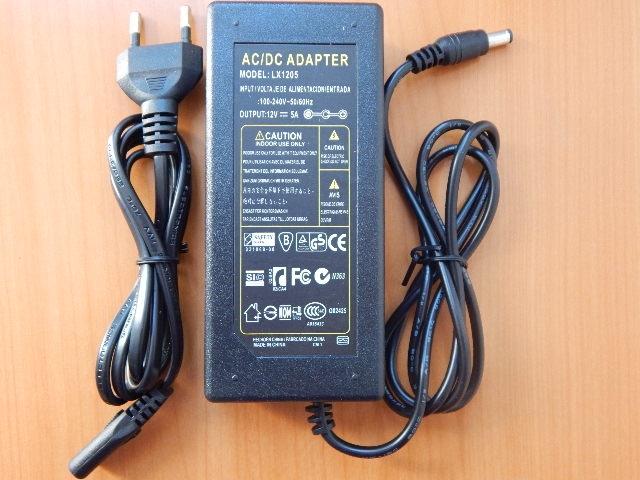 Адаптер питания 220/12.0V 5.0A 60W (5.5x2.5mm) LX-1205