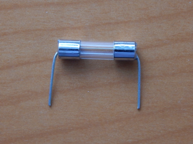 Предохранитель с выводами 5.0A (5x20mm)