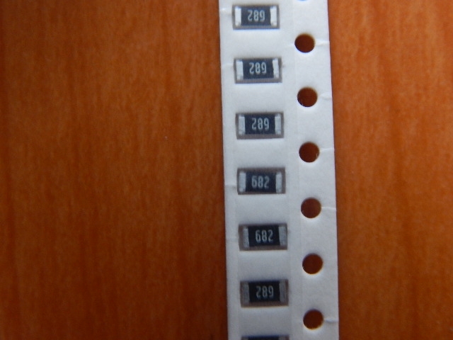 Резистор SMD     6.8kom  0.25w  1206 (6K8) 5%  (682)