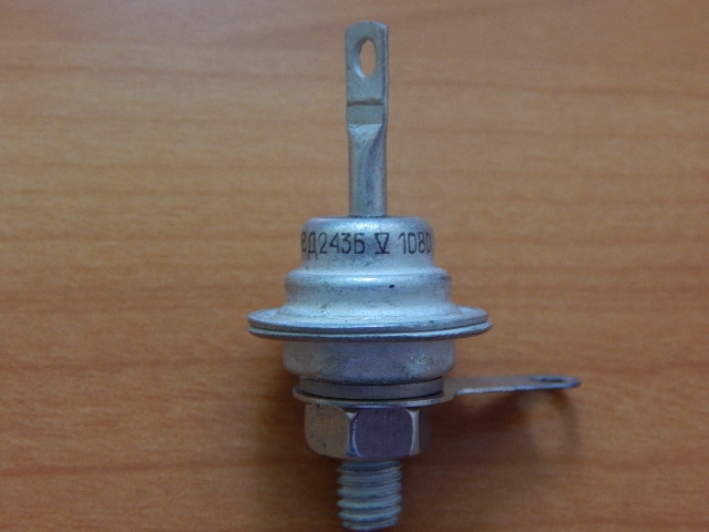 Д243Б (200V, 5A)