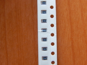 Резистор SMD      360om  0.125w  0805 (360R) 5%  (361)