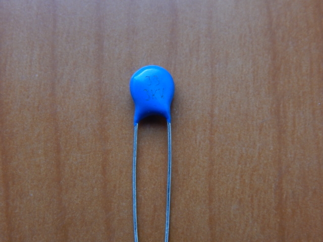 CAP 33pF 3000V 10% (33) (Y5P)