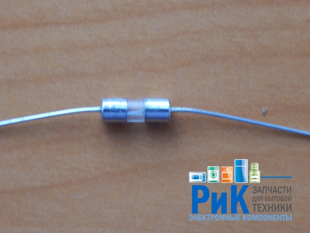 Предохранитель с выводами  1.0A  (3x10mm)