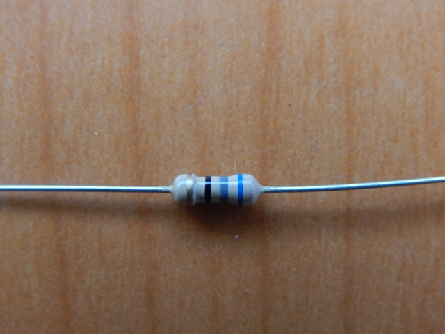 Резистор  0.25w        68om (68R) 5%