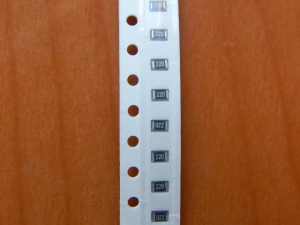 Резистор SMD       22om  0.125w  0805 (22R) 5%  (220)