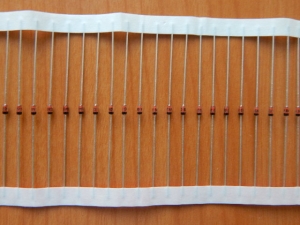 Стабилитрон   3.3v 0.5w (BZX55-C3V3) = 1N5226B