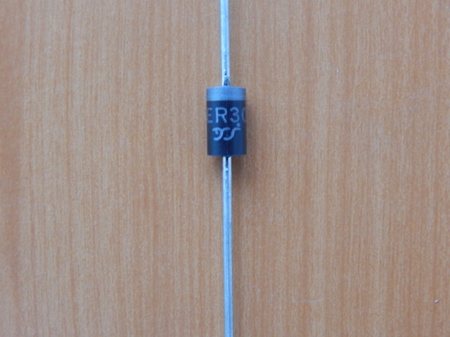 HER308 (1000V, 3A, 75ns)