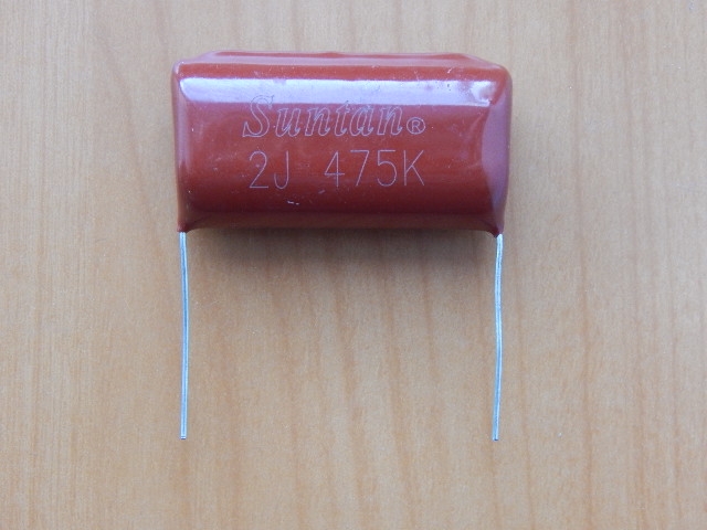 CAP 4.7mkF 630V 10% (475) (CL21)