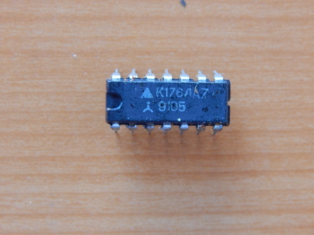К176ЛА7