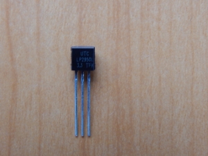 LP2950L-3.3