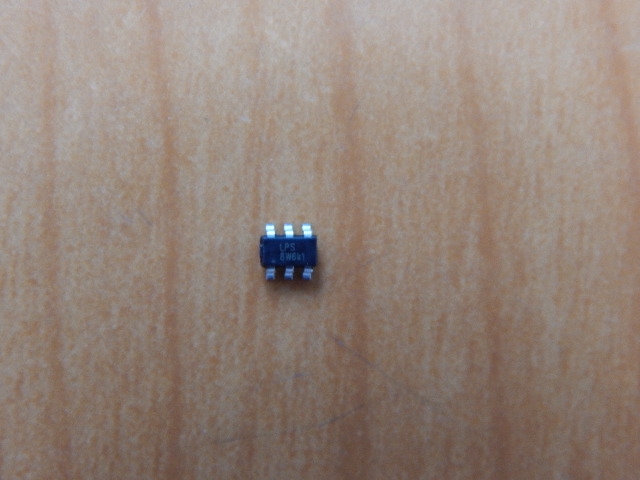 LP5300B6F (8W)