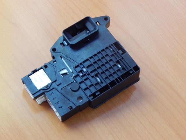 Блокировка люка LG DFS03857 (EBF61315801, INT011LG)