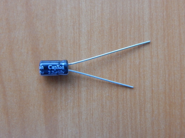 2.2mkF 50v 105C CapXon SK mini