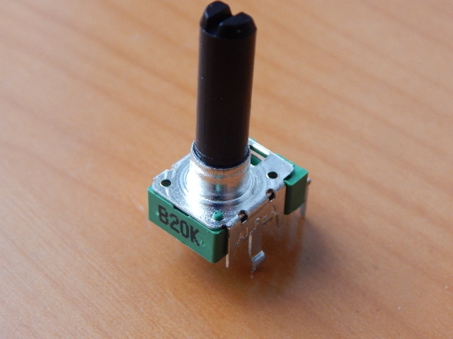 Резистор переменный 6-pin B20K 15x11mm L=20mm стерео лыска RV112BCF-40-30A-B20K-0C