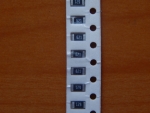 Резистор SMD      620om  0.25w  1206 (620R) 5%  (621)