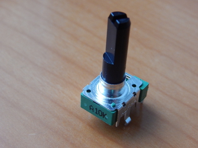 Резистор переменный 6-pin A10K 15x11mm L=20mm стерео лыска RV112BCF-40-30A-A10K