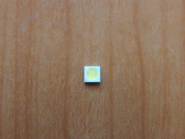 Светодиод SMD 3030 белый 5.9-7.2V 265mA 62-113TUN2C/T6070VN36DH-T (Б-)