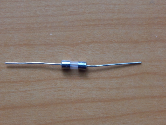 Предохранитель с выводами 2.0A (3x10mm)