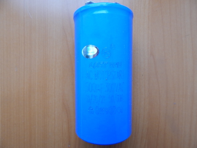 CD60 500mkF 300v (клеммы)