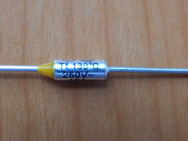 Термопредохранитель RY-01 130C 15A