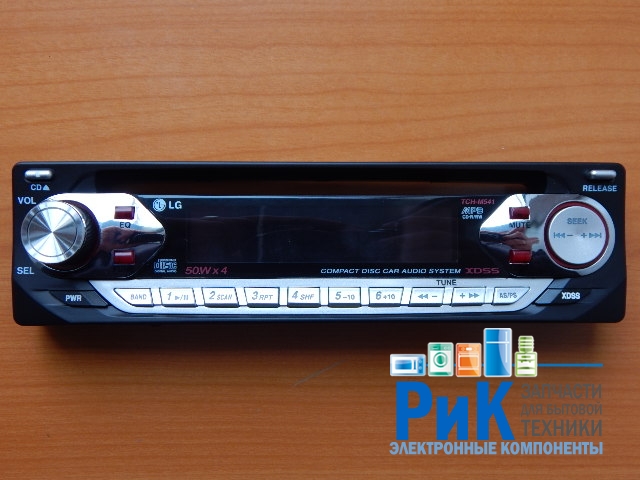 Панель автомагнитолы LG TCH-M541