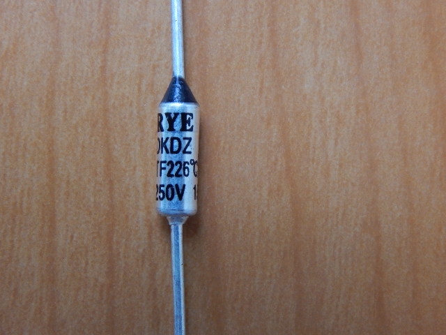Термопредохранитель RY-01 226C 15A