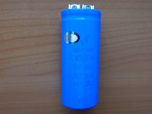 CD60 200mkF 300v (клеммы)