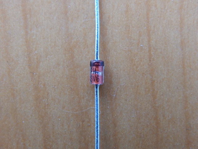 Стабилитрон 5.6v 1.0w (BZV85-C5V6) = 1N4734A