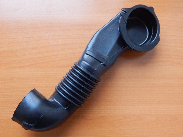 Патрубок заливной (дозатор-БАК) Bosch (267532, 58BS002)