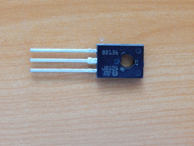 BD136