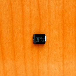 SK34 (40V, 3A)  SMD