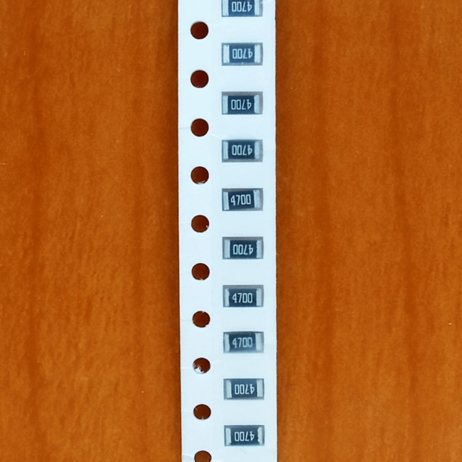 Резистор SMD      470om  0.25w  1206 (470R) 1%  (471) (4700)